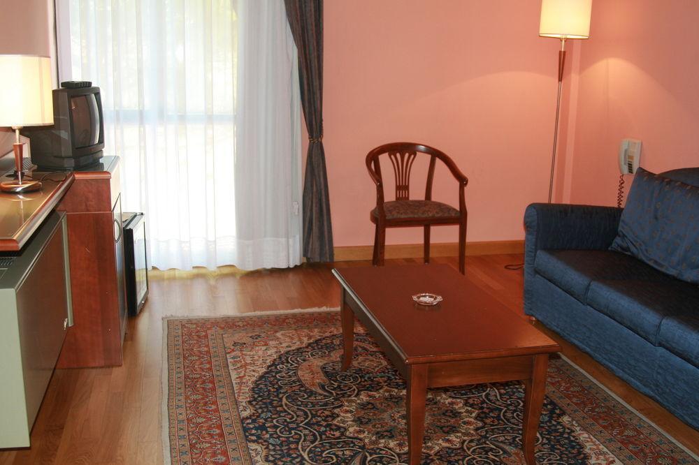Hotel Hermitage Poggio a Caiano Esterno foto